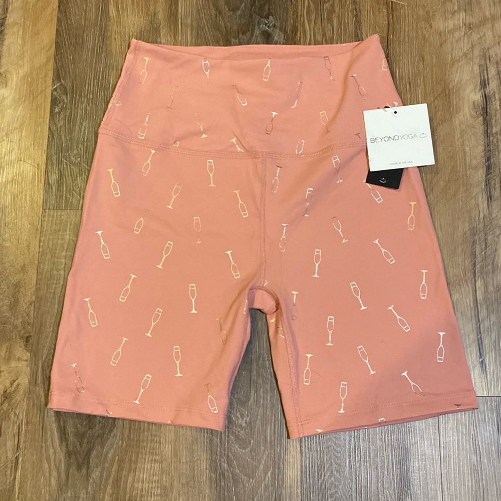NWT Beyond Yoga Bike Shorts